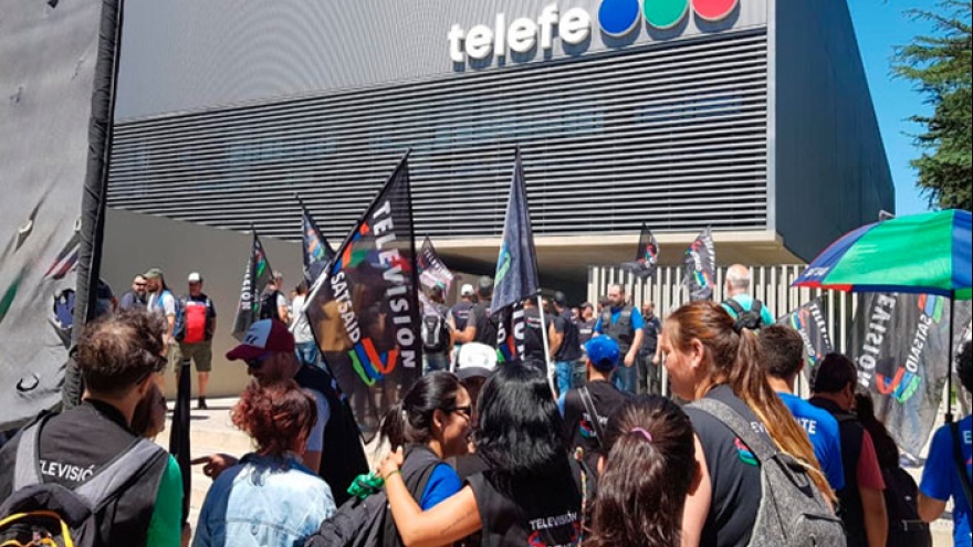 Despidos masivos en Telefe: “Estamos en estado de asamblea permanente”, afirman desde SATSAID