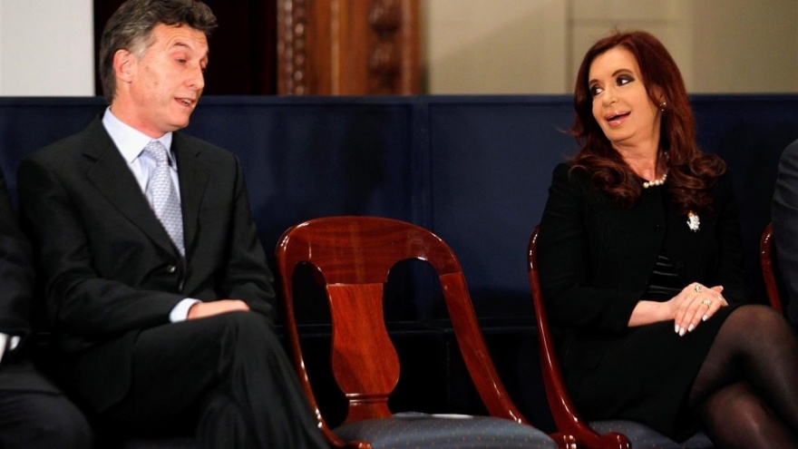 Con Macri y Cristina empatados, los indecisos decidirán quién será el futuro presidente de la nación