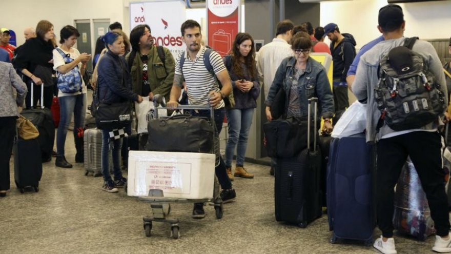 Los pilotos suspendieron el paro, pero siguen en alerta: “Si no cumplen, retomaremos el plan de lucha”