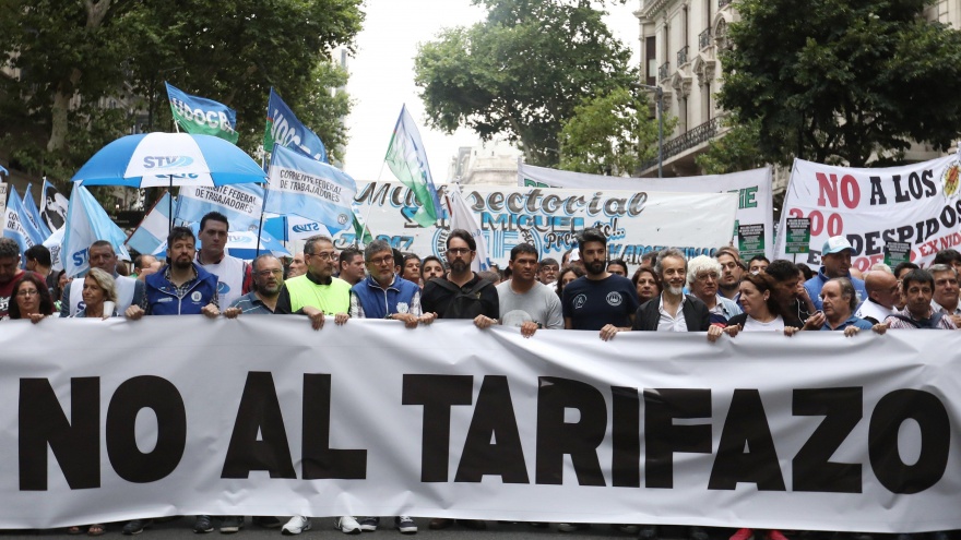 El sindicalismo más combativo marcha a Plaza de Mayo y exige un paro de 36 horas