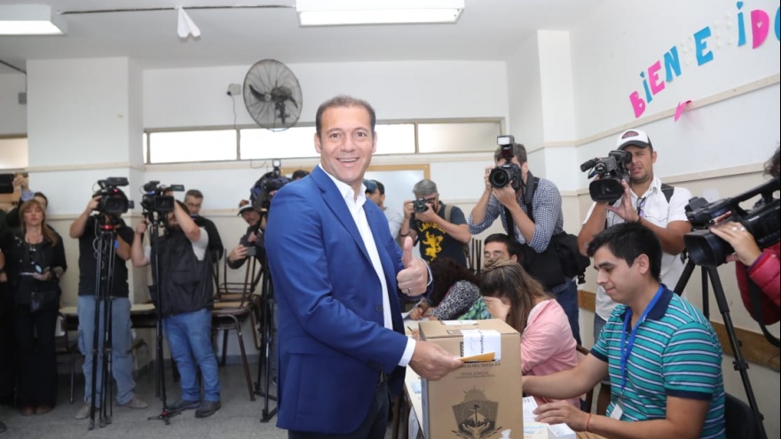 Neuquén: Ganó Gutiérrez y fracasó la polarización 