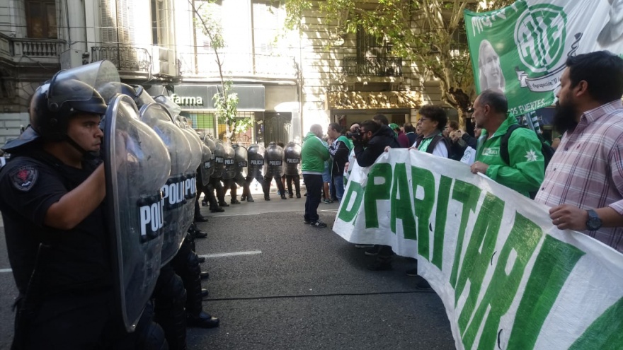 Trabajadores de ATE fueron reprimidos por la Policía de la Ciudad: “No nos podemos entregar”