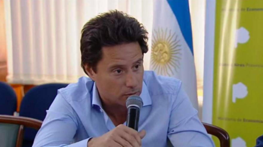 Sánchez Zinny restringe los fondos que se derivan a consejos escolares y congela obras en escuelas