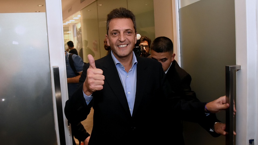 Sergio Massa le sumaría 8 puntos porcentuales a la fórmula Fernández-Fernández