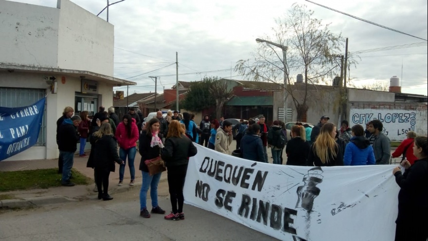 Jubilados de Quequén tomaron la sede de PAMI para evitar que se cierre