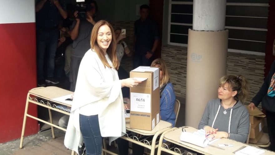María Eugenia Vidal emitió su voto: “Espero que sea la elección con mayor concurrencia desde el 83”