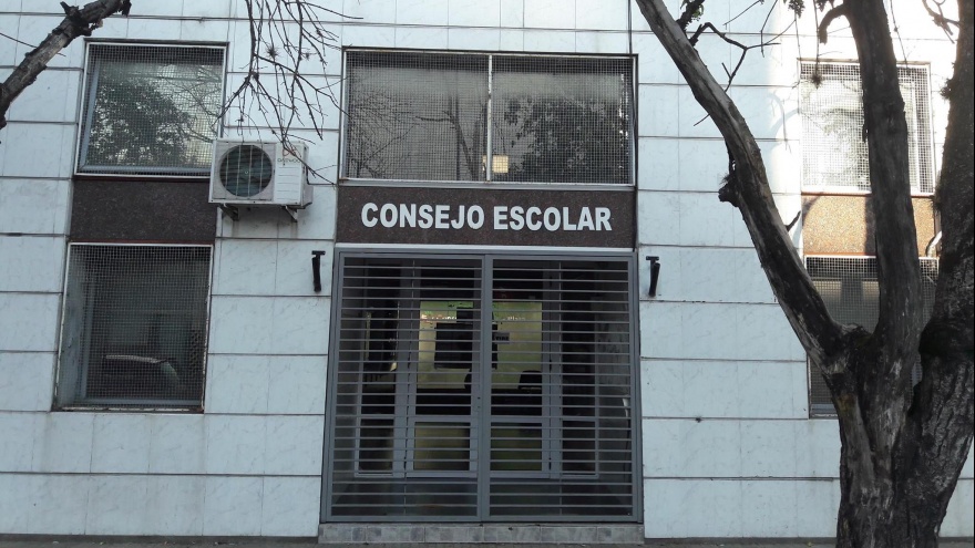 La Plata: Denunciaron a la encargada de Personal del Consejo Escolar por un despido injustificado