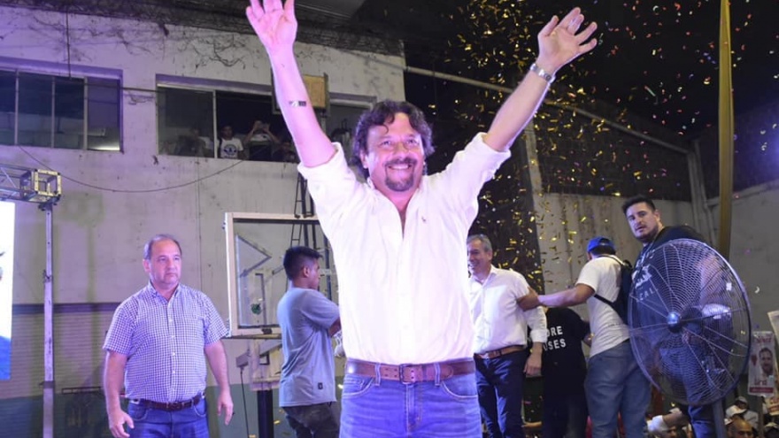Gustavo Sáenz se impuso en Salta por casi 30 puntos de diferencia