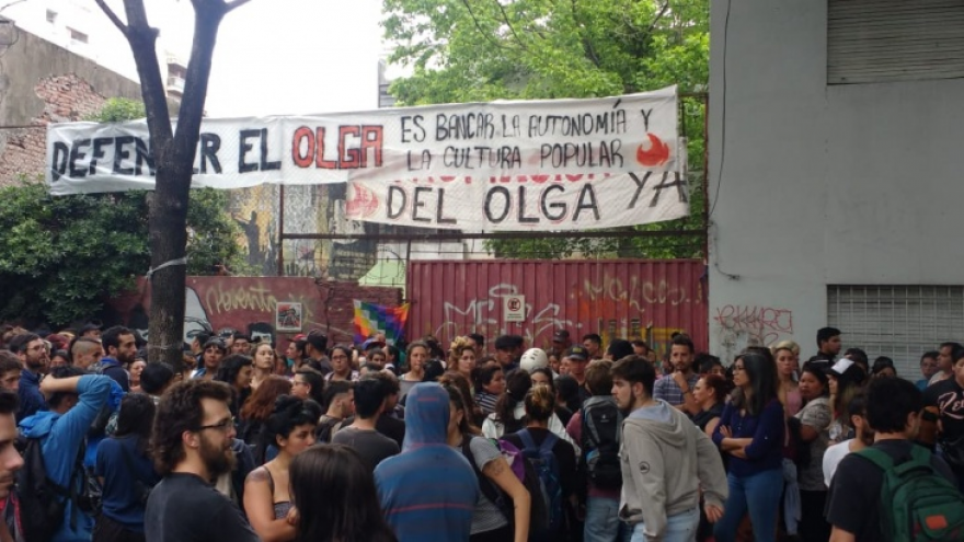 La Plata: Continúa la tensión entre agrupaciones políticas en el Centro Cultural Olga Vázquez