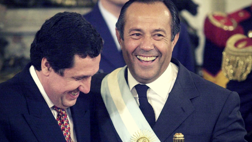 Como senador y ex presidente, Adolfo Rodríguez Saá cobra casi medio millón de pesos mensuales