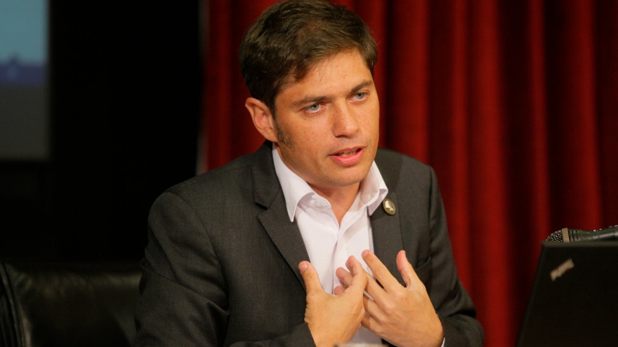 Tras el escándalo por los autos de alta gama, Kicillof decidió suspender la licitación