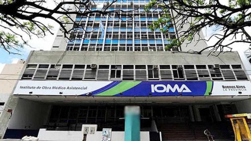Psicólogos continúan reclamando a IOMA por la falta de pago: “Hay impericia y corrupción”, sostienen