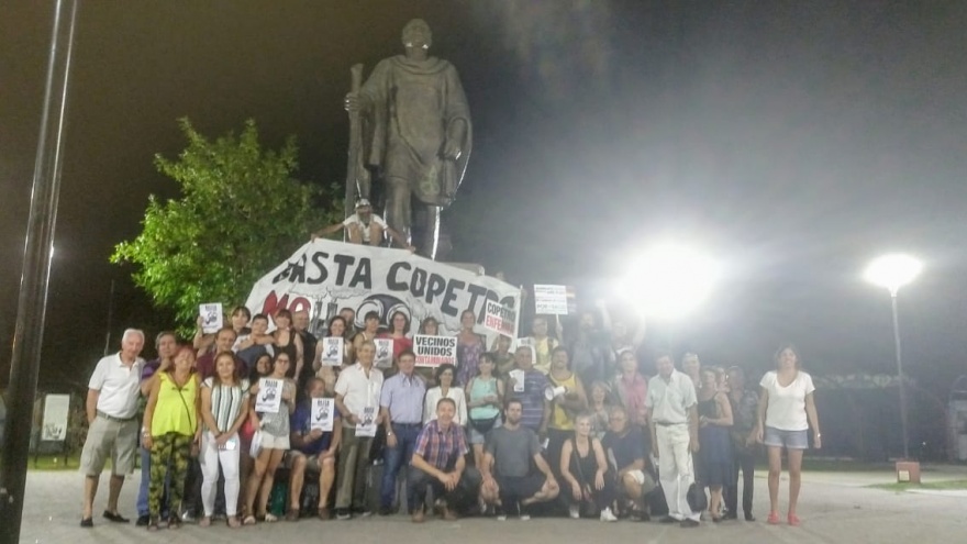 Ante el silencio de Mario Secco, la Asamblea de Vecinos Contaminados definió acciones contra COPETRO