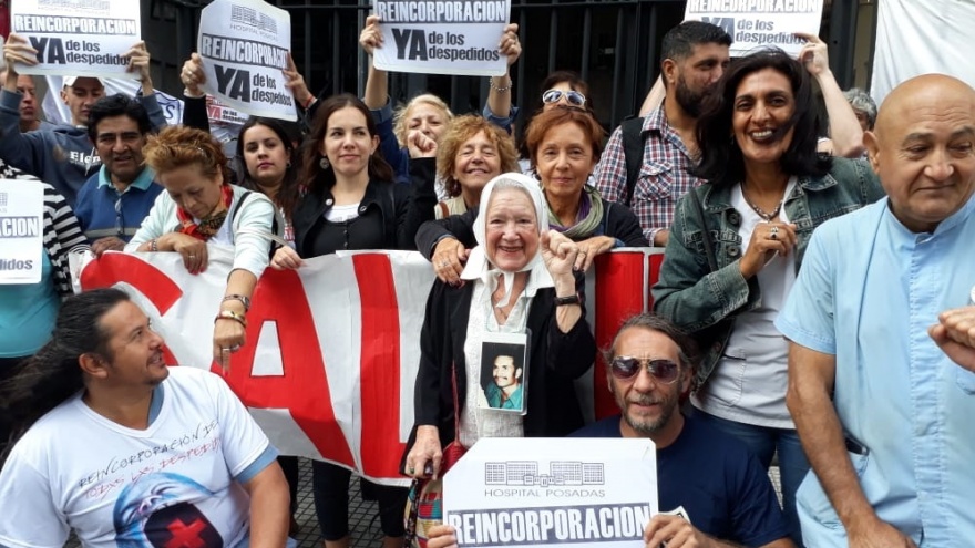 El estado dará marcha atrás con los 205 despedidos del hospital Posadas