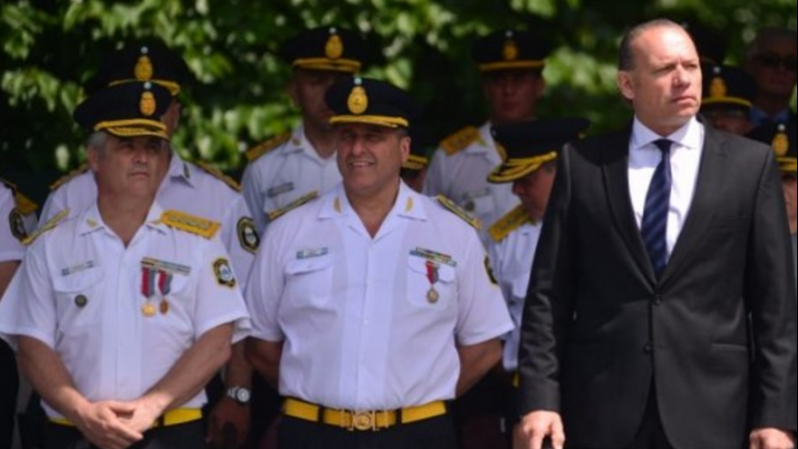 Kicillof y Berni pondrán en funciones al polémico actual jefe policial
