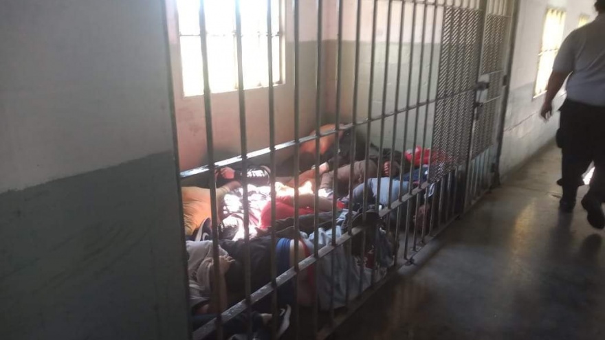 Varela: Reprimen a presos de la unidad 54 que reclamaban mejores condiciones sanitarias