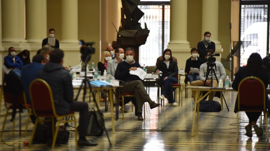 La Plata: El Concejo tuvo su primera sesión en “modo cuarentena”