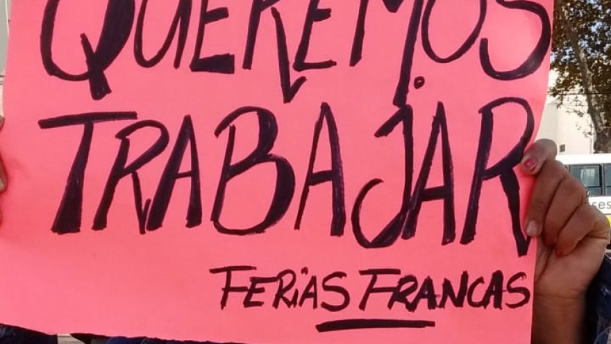 Lomas de Zamora: Feriantes rompieron el aislamiento exigiendo al municipio la apertura de actividades