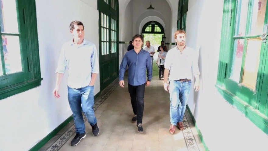 Coronavirus: A la espera de un brote, Kicillof se refugia en Mercedes junto a “Wado” de Pedro