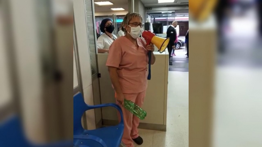 Quilmes: Protesta y retención de tareas en el Sanatorio Modelo ante el atraso de sueldos