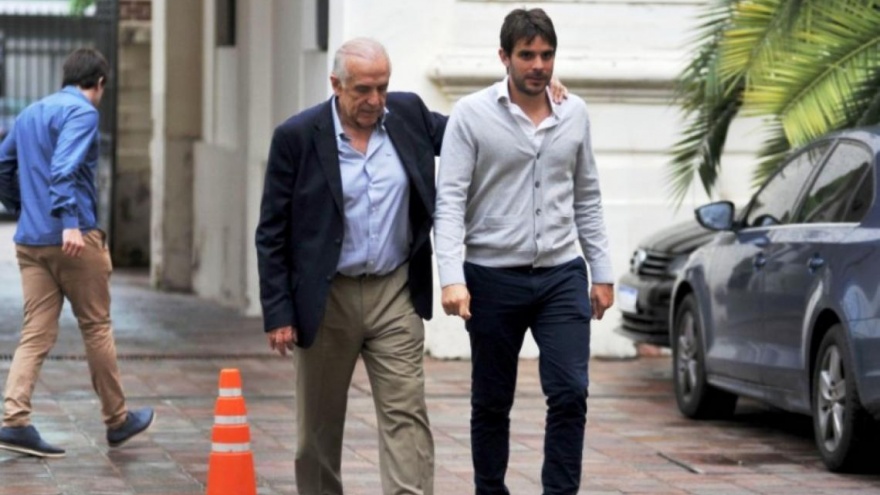 San Nicolás: Passaglia obligó a un grupo de obreros a pagar la comida y el alojamiento de la cuarentena