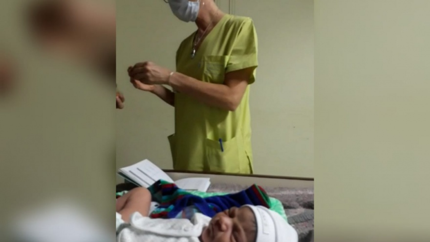 Vacunaron a su hijo recién nacido contra su voluntad e ignorando la prescripción médica