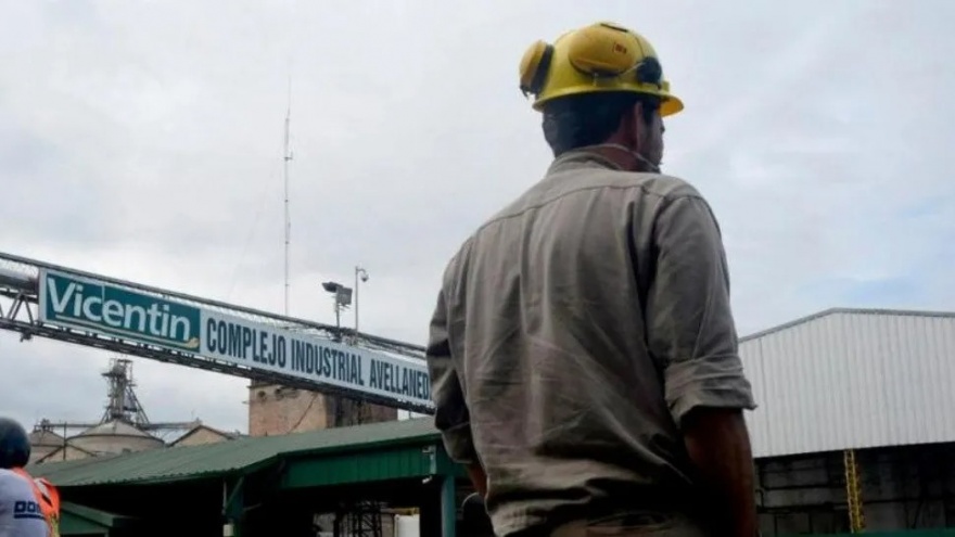 Continúa el conflicto laboral en Vicentín: Trabajadores exigen haberes atrasados y una mejora salarial