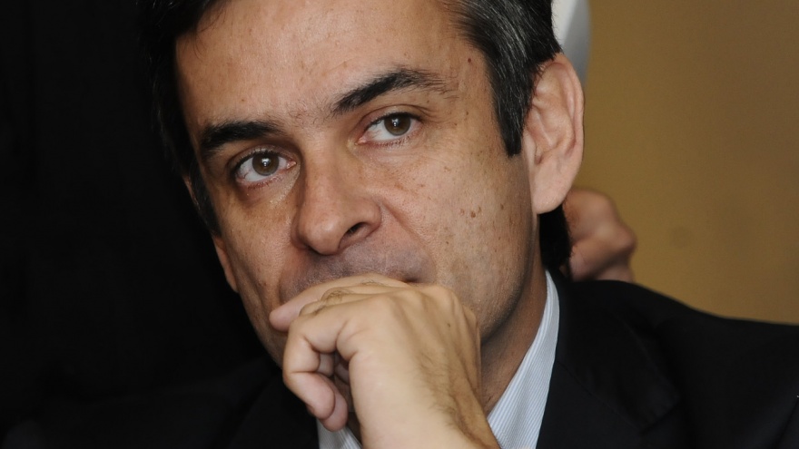 Luis Rosales: “En Argentina somos esclavos remeros, llevando arriba a vagos de las corporaciones”