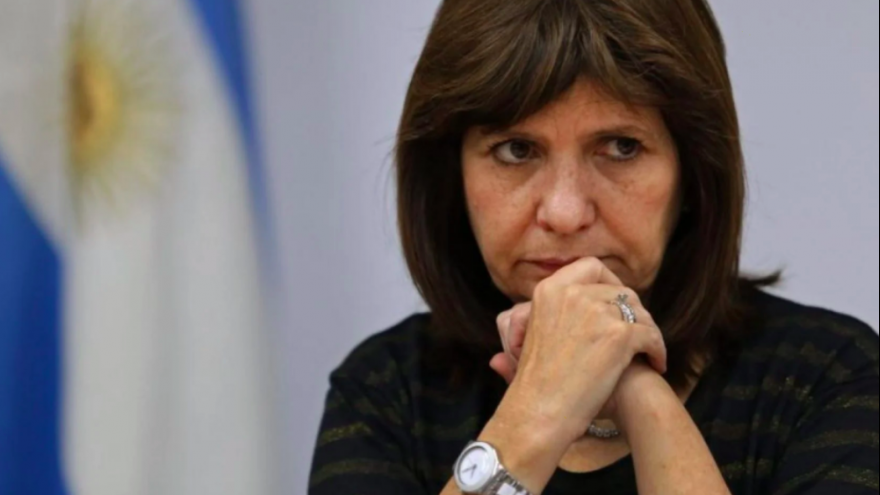 Bullrich tensa la cuerda en una nueva disputa entre “halcones” y “palomas”