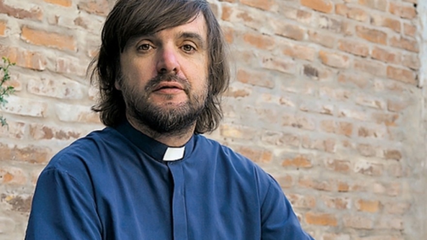 Para el padre “Pepe” Di Paola, “haría falta una mayor intensidad de testeos”