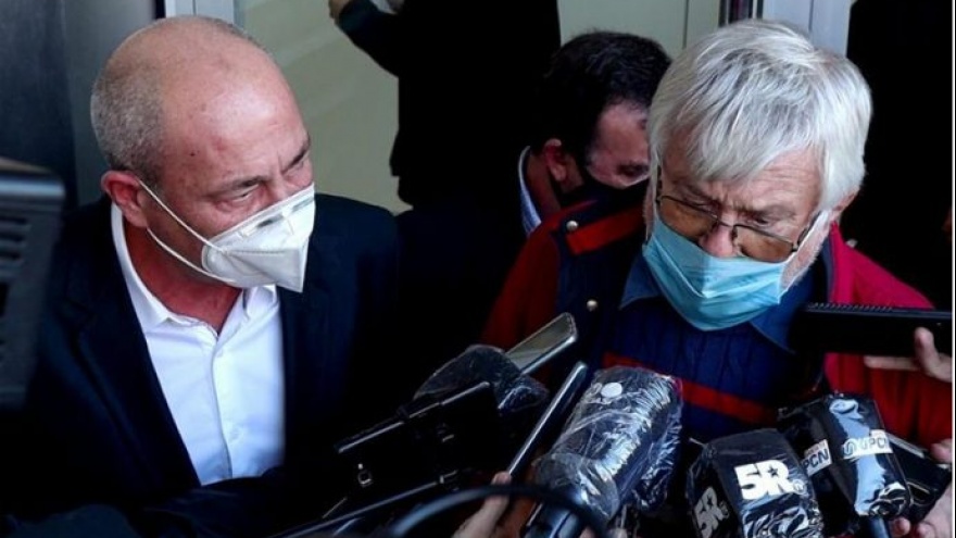 Santa Fe: Trabajadores increparon al titular de UPCN a la salida de casa de gobierno