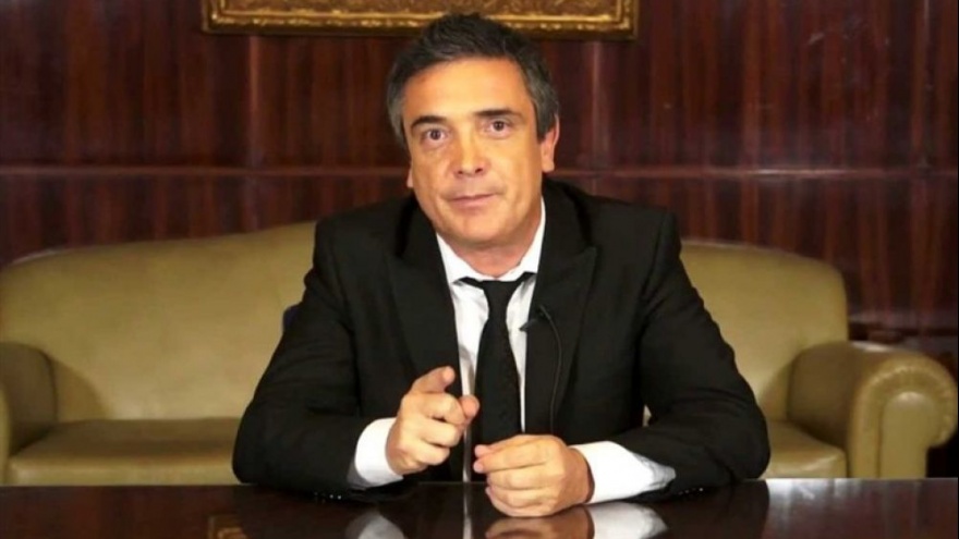 Nito Artaza: “Los economistas liberales sufren cuando la ayuda es para los pobres”