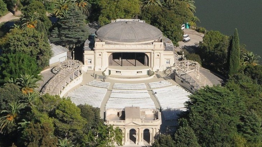 Teatro del Bosque: “No hay otro igual en el mundo, con agua artificial, y va a atraer turismo mundial”