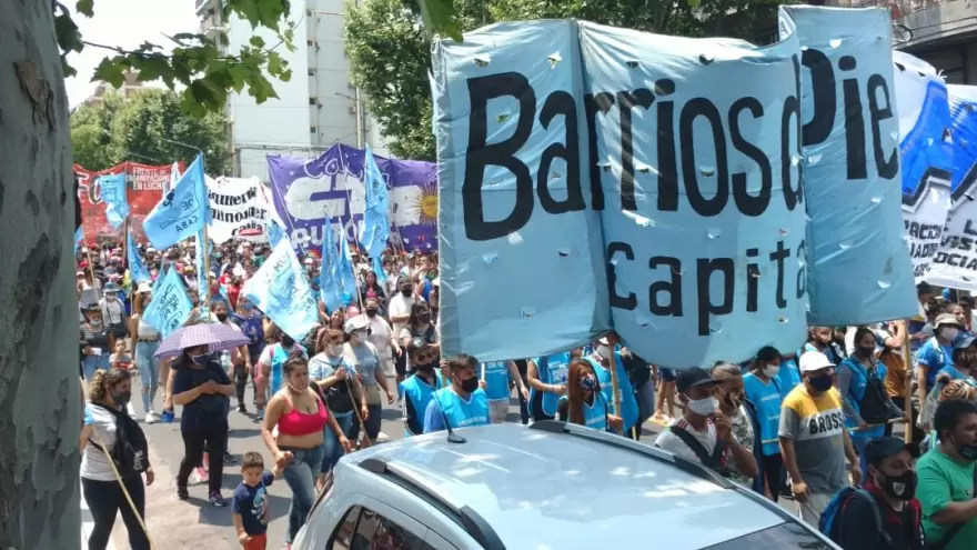 Barrios de Pie pide que se vacune a los trabajadores de comedores
