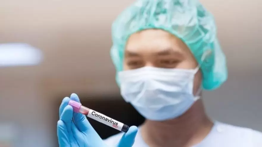 Desde la UNLP advierten que “el dióxido de cloro no es un medicamento, no cura y puede ser mortal”