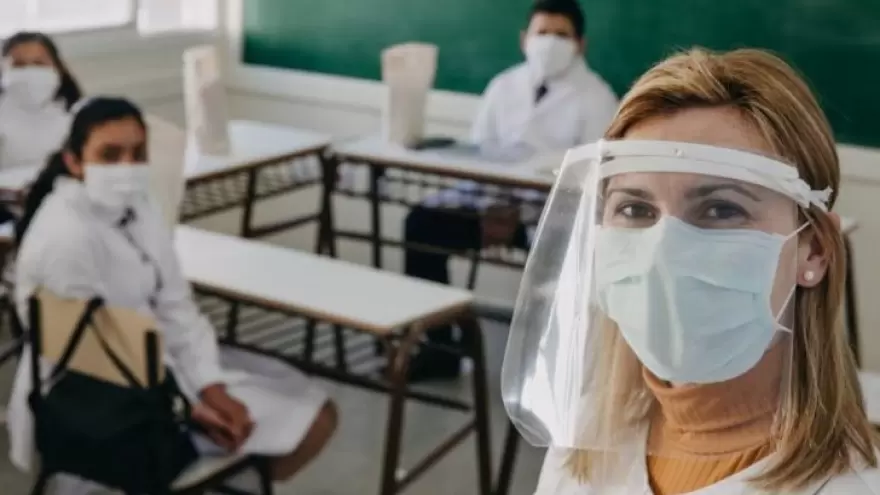 Protocolos para una vuelta a clases “escalonada y progresiva” para el 17 de febrero