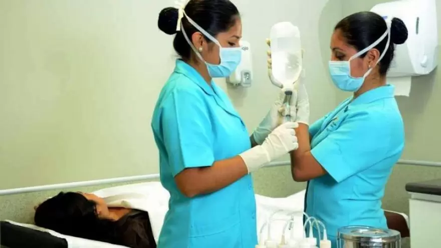 Enfermeros reclaman salarios dignos y reconocimiento del gobierno de Larreta