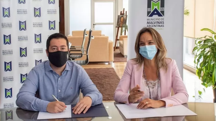 Galmarini y Nardini recorrieron una obra de agua potable que beneficiará a 230 mil vecinos