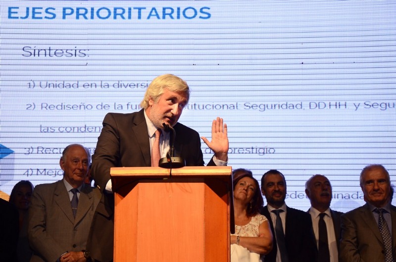 Julio Conte Grand: “Si no damos la batalla contra las drogas ahora, no ...