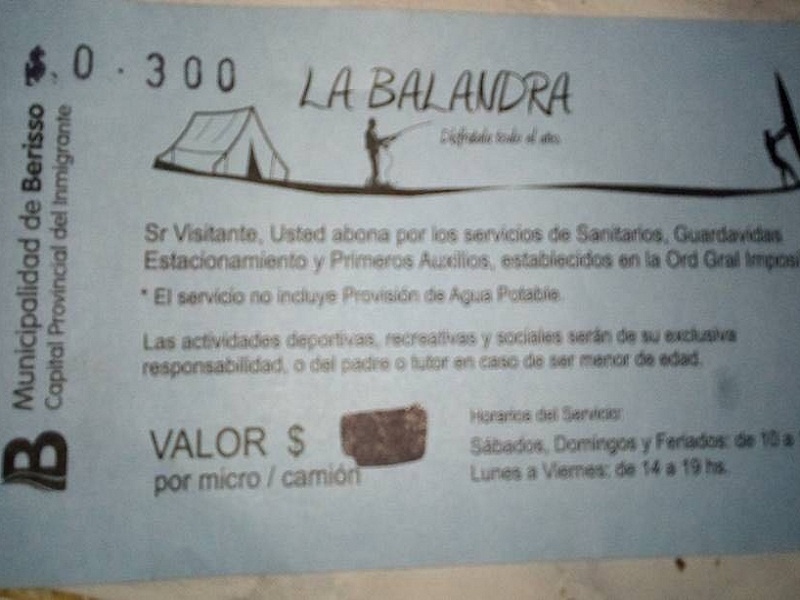 Escándalo en La Balandra: Una patota recauda estacionamiento ilegal para Jorge Nedela