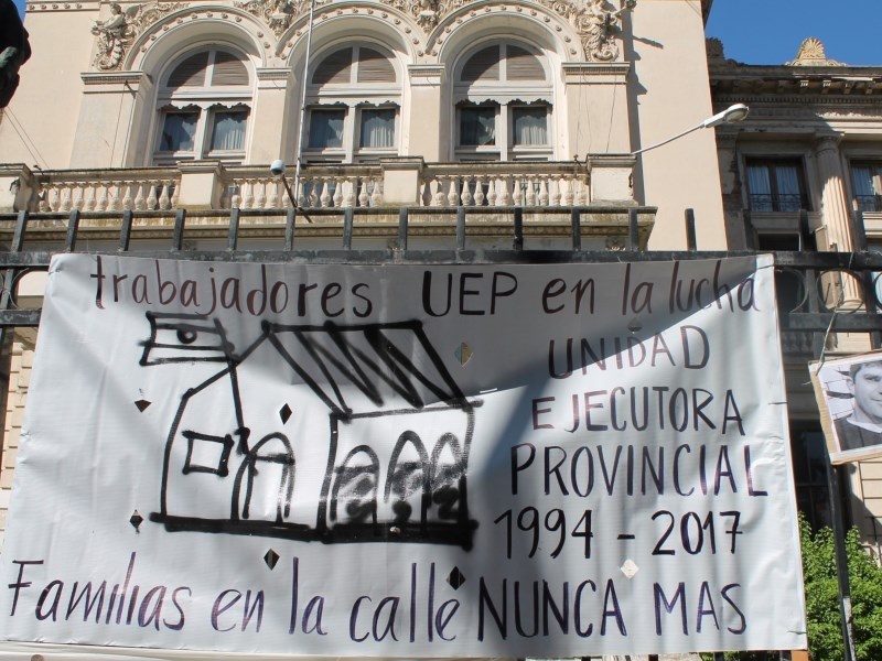 Se agrava el conflicto en la UEP: Movilizarán a Gobernación este jueves contra los despidos
