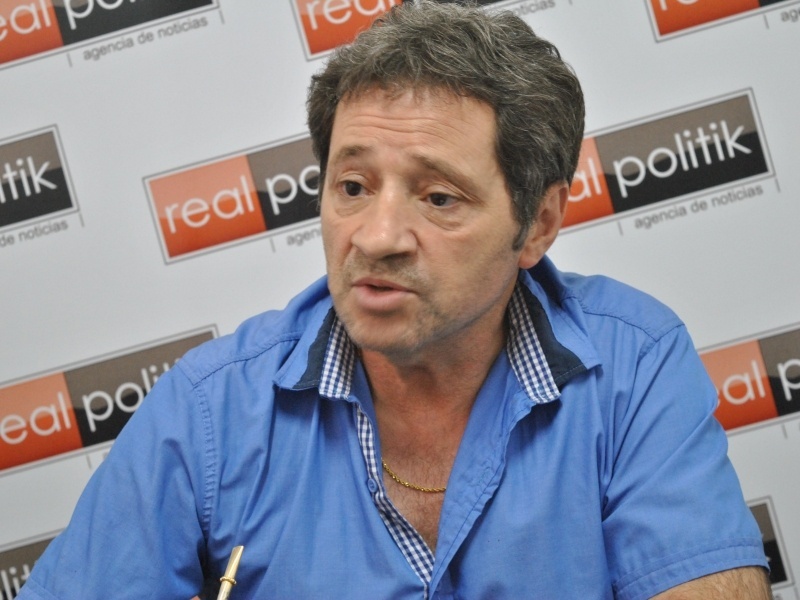 Juan Carlos Berón: “Pongo a disposición del intendente mi contrato para que haga lo necesario”