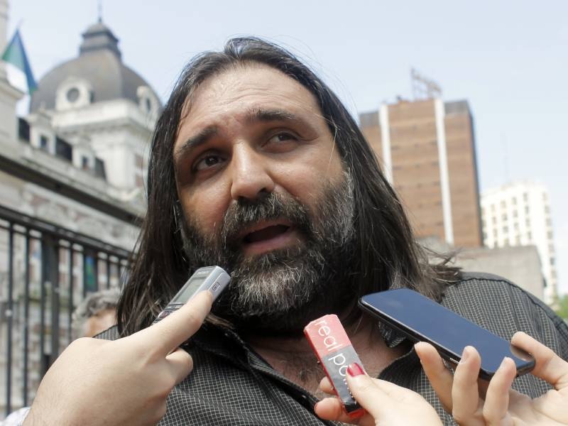 Roberto Baradel: "El gobierno de Vidal es como la serie ‘Los Simuladores’"