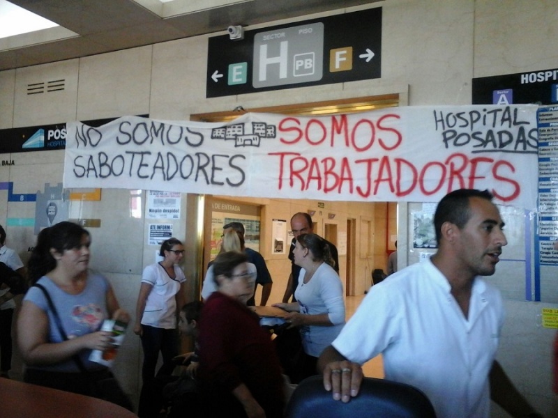 "Van a morir pacientes en el hospital Posadas si no reincorporan en sus puestos a los trabajadores desped