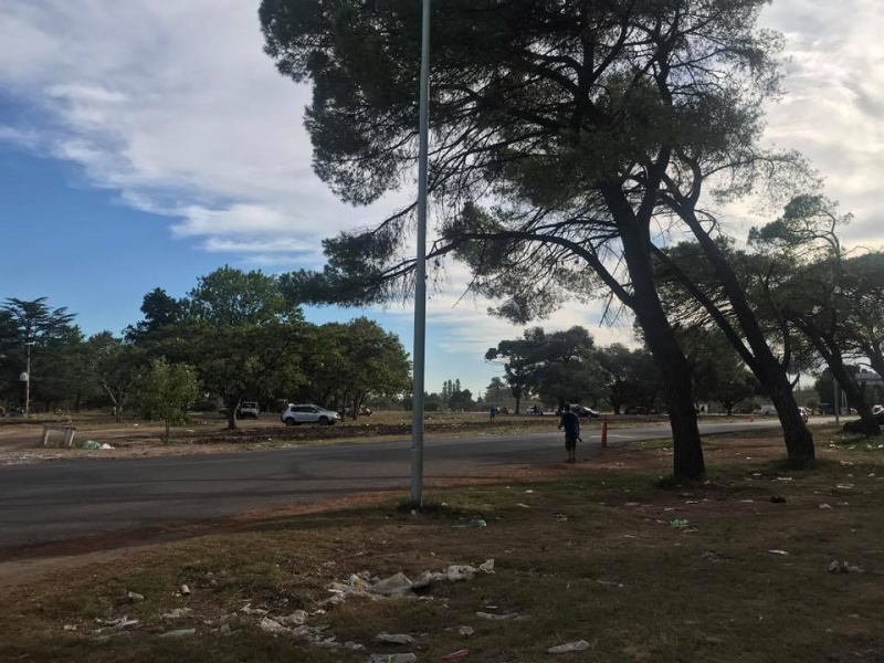 Feria ilegal en el Parque Pereyra: Un funcionario bonaerense vinculado a la causa se escondió en Tandil