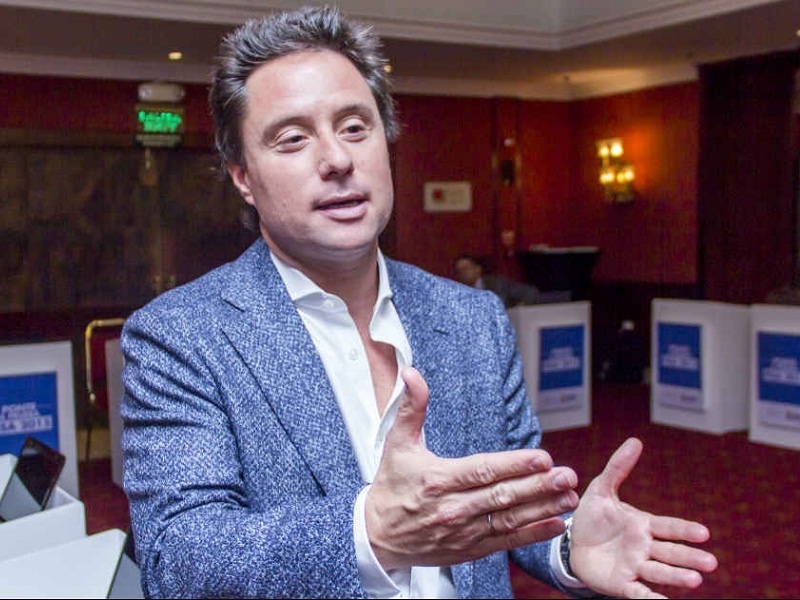 Insólito: Tras cerrar escuelas y negar aumentos, Educación gastará 34 millones en alquilar aulas