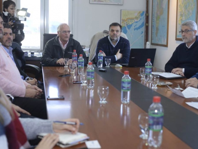 Diputados se reunieron con directivos del Puerto: “Es necesaria la conectividad”, dijo Rovella