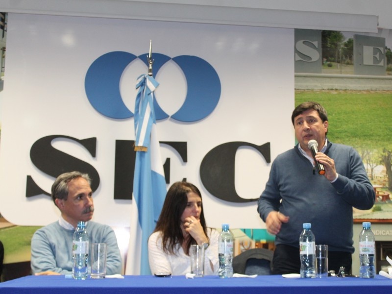 Daniel Arroyo visitó la Plata e instó a ser una alternativa: “Tenemos la obligación de unirnos”