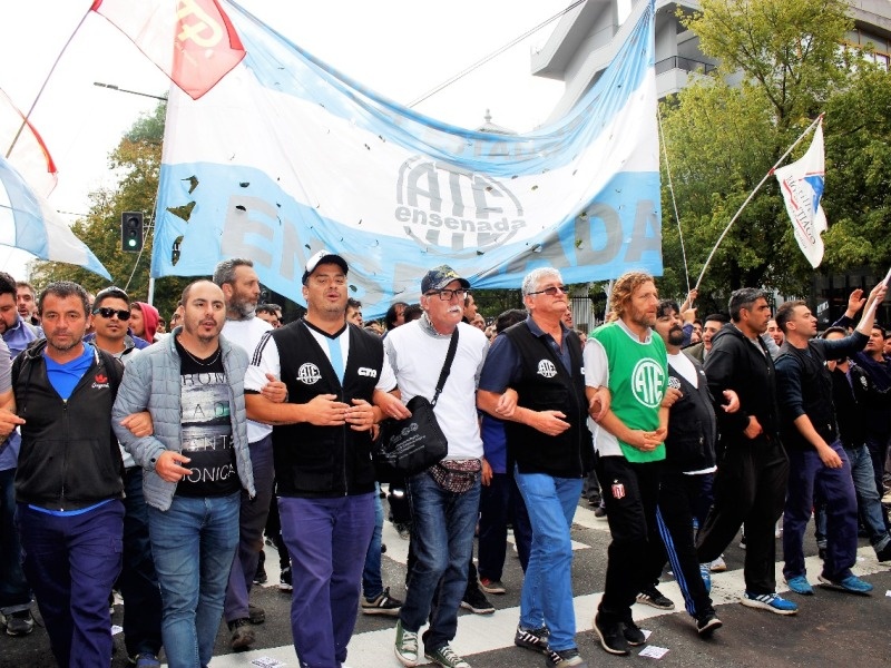 Trabajadores del Astillero Río Santiago convocan a una marcha de antorchas