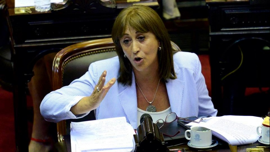 Mirta Tundis: “Yo no respondo a ningún gobernador, sólo a Sergio Massa”